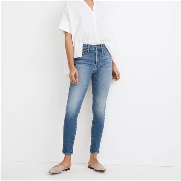 Madewell Denim - Madewell 10“ High Rise Skinny Button-fly Crop Jeans